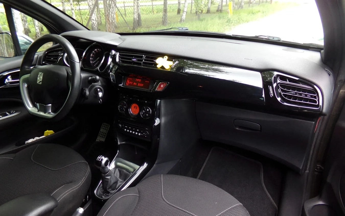 Citroen DS3 cena 17900 przebieg: 218000, rok produkcji 2011 z Białystok małe 121